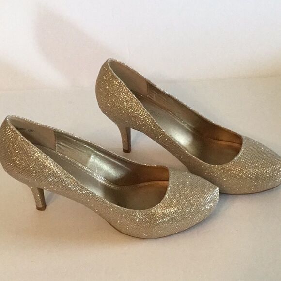 DREAM PAIRS TIFFANY sparkle heels in size 10 - Picture 1 of 8